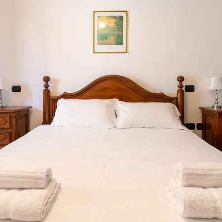 Welcomely - Central Tharros Apartamento